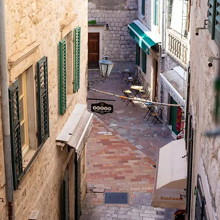 Dusan Residency Kotor Exterior photo