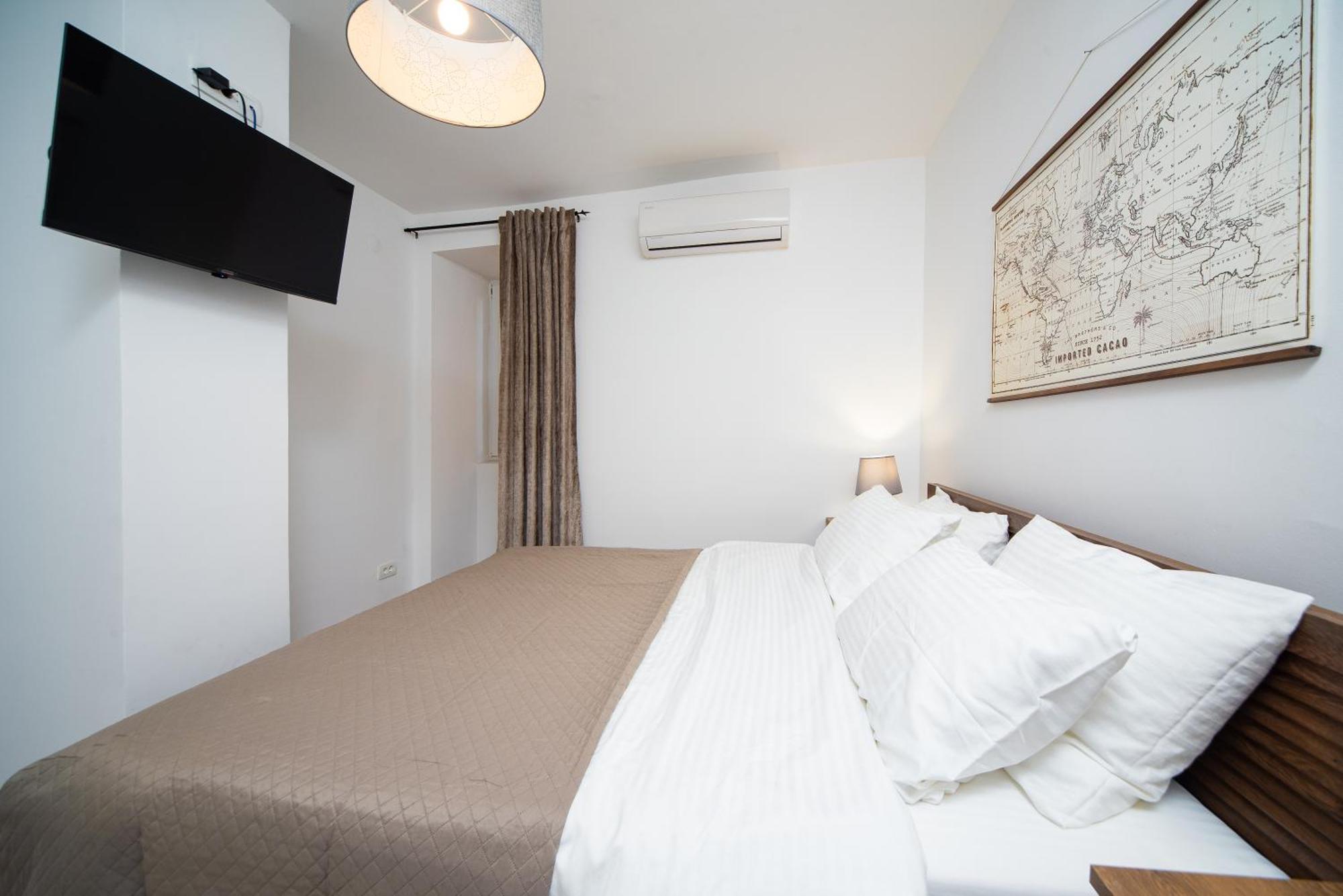 Dusan Residency Kotor