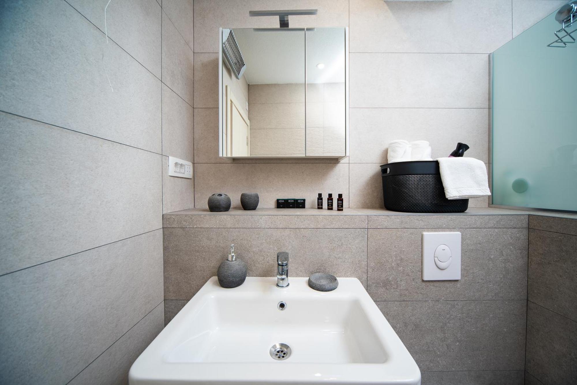 Dusan Residency Kotor