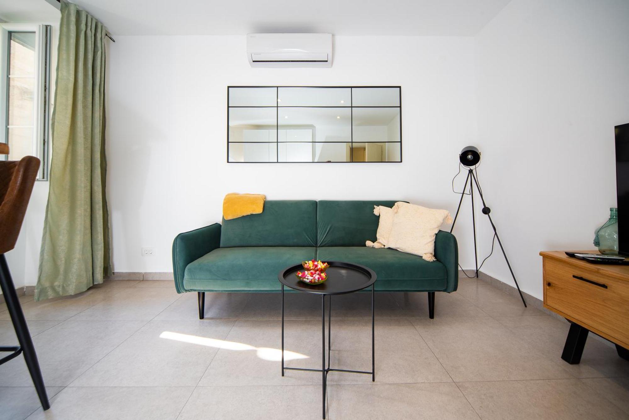 Dusan Residency Kotor